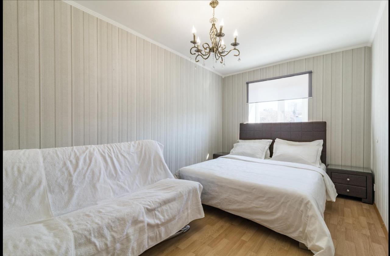 Luxury 2-Bedroom Most City Area, Center Dnipro Exterior foto