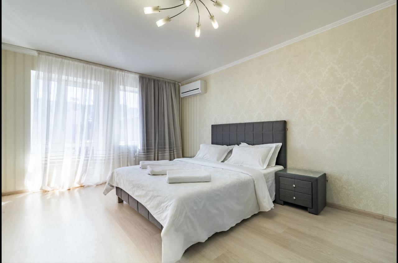 Luxury 2-Bedroom Most City Area, Center Dnipro Exterior foto